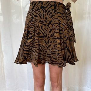 Brand new GANNI Tiger print skirt Size 34 XS